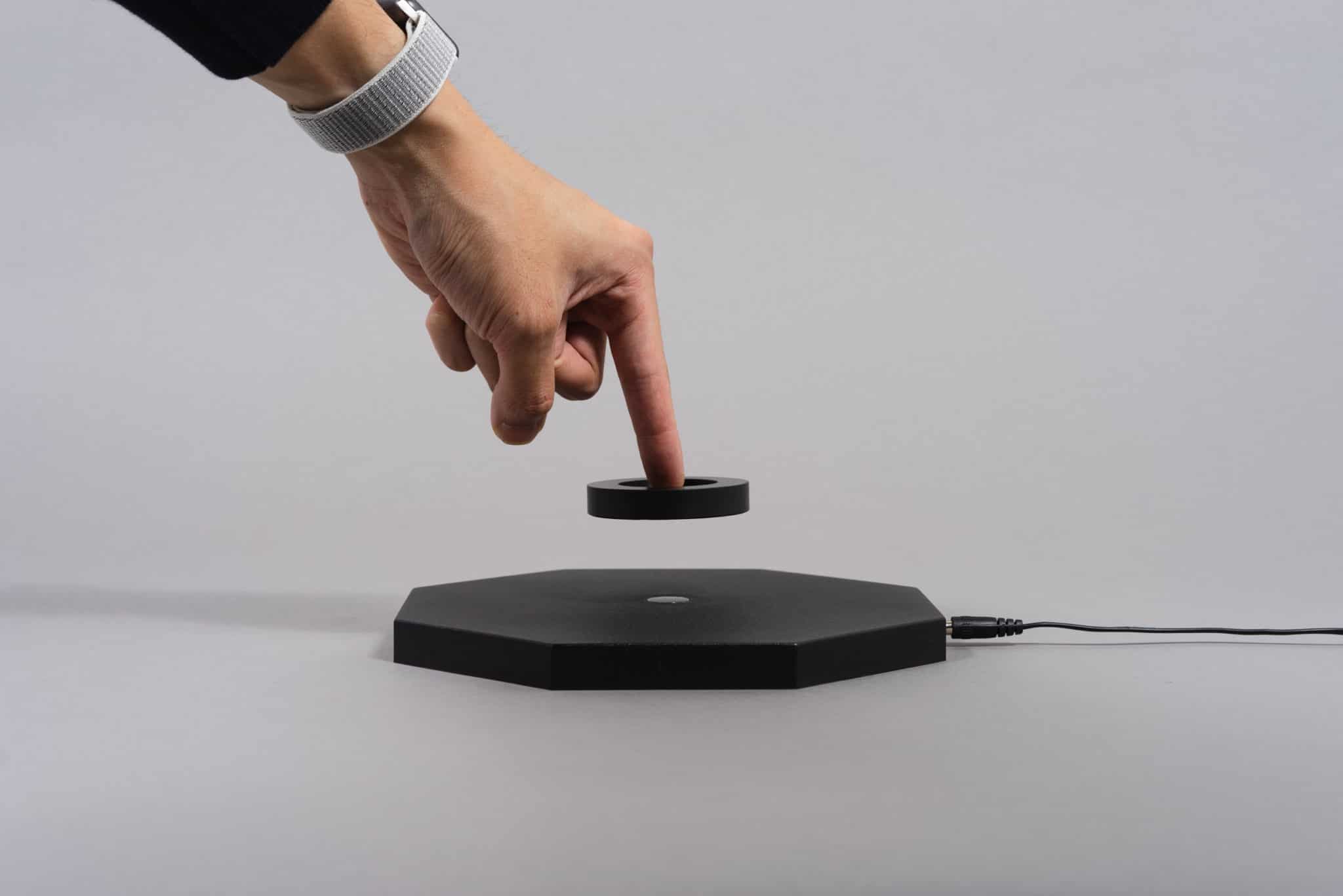 Magnetic Levitation Floating Ion Revolution Display Platform Tray